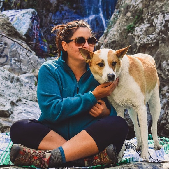 Meet your Posher, Melissa - Picture 3 of 4